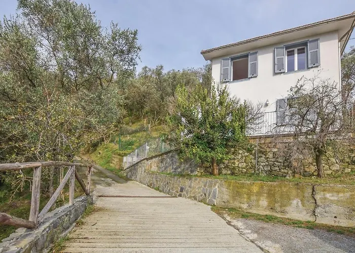 Casa Peiro San Lazzaro (Genoa)